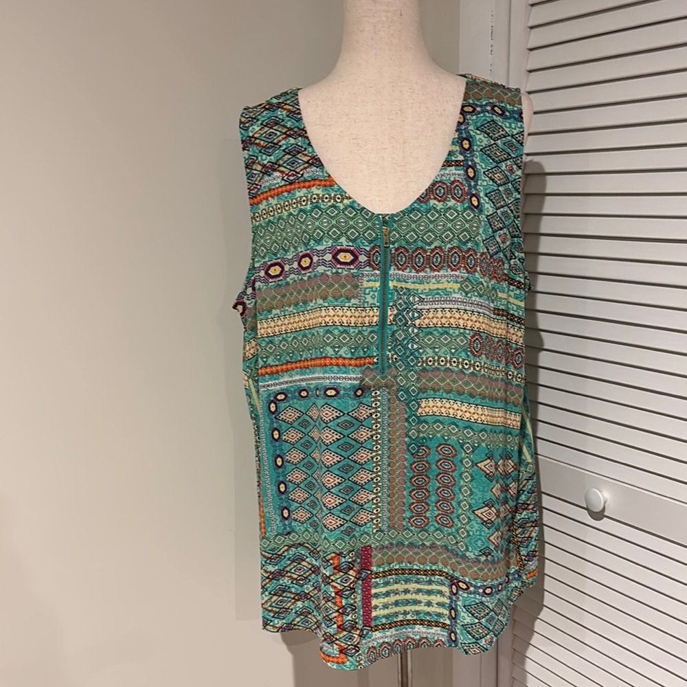 Roz And Ali Sleeveless Half Zip Patchwork Blouse